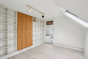 Juengstville Rd-S2203-046.jpg