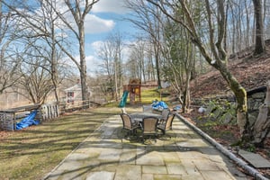 Juengstville Rd-S2203-057.jpg