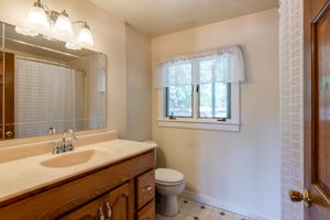  18 Lake St, Burlington, CT 06013, US Photo 19