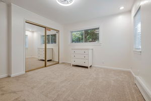 030_18 Linden Rd