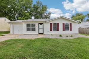 Lone Elk Ln-S2409-001.jpg