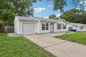 Lone Elk Ln-S2409-002.jpg