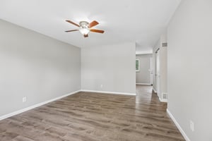 Lone Elk Ln-S2409-005.jpg