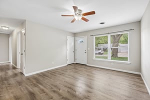 Lone Elk Ln-S2409-006.jpg