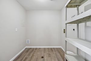 Lone Elk Ln-S2409-012.jpg