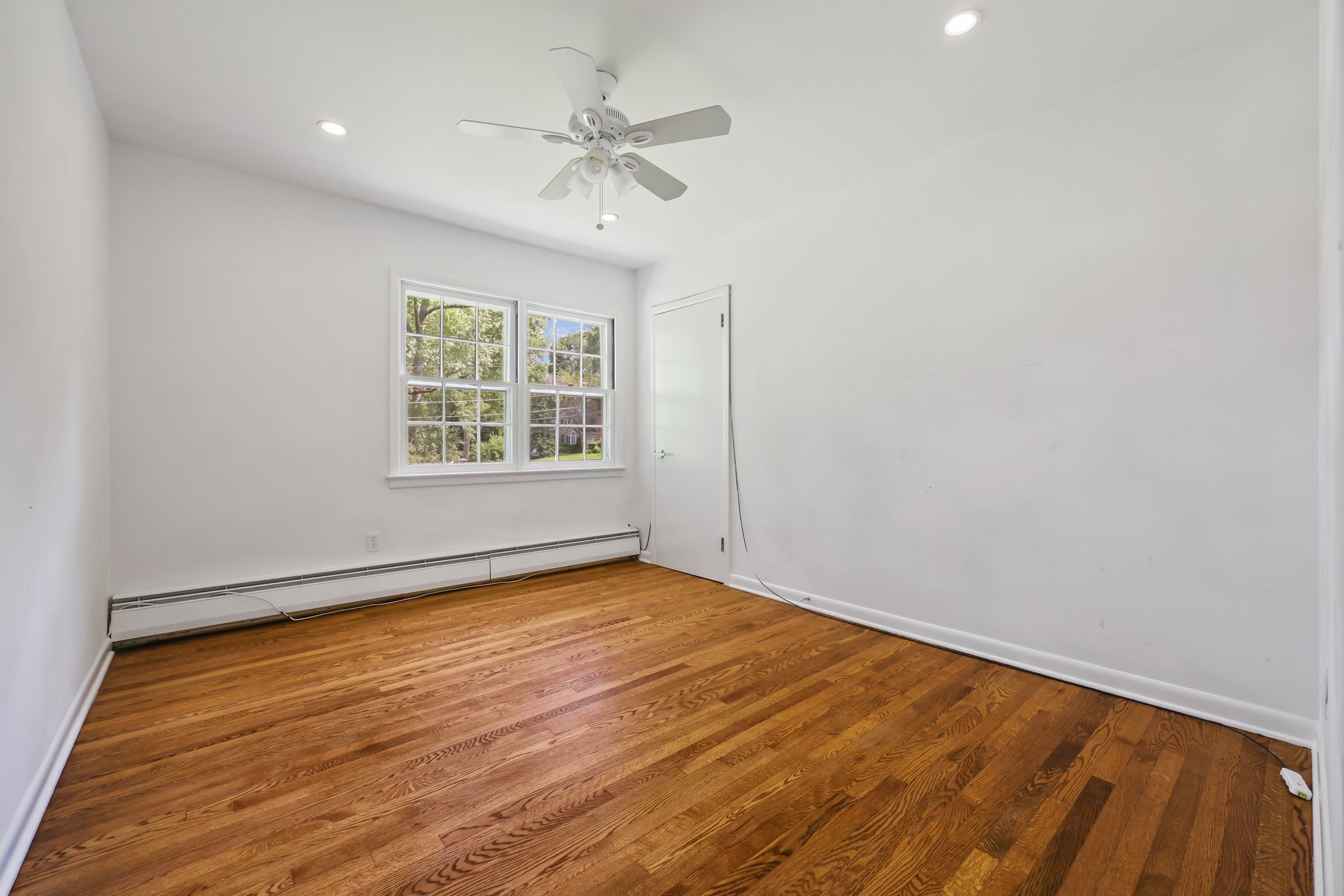 5th Bedroom/Ceiling Fan