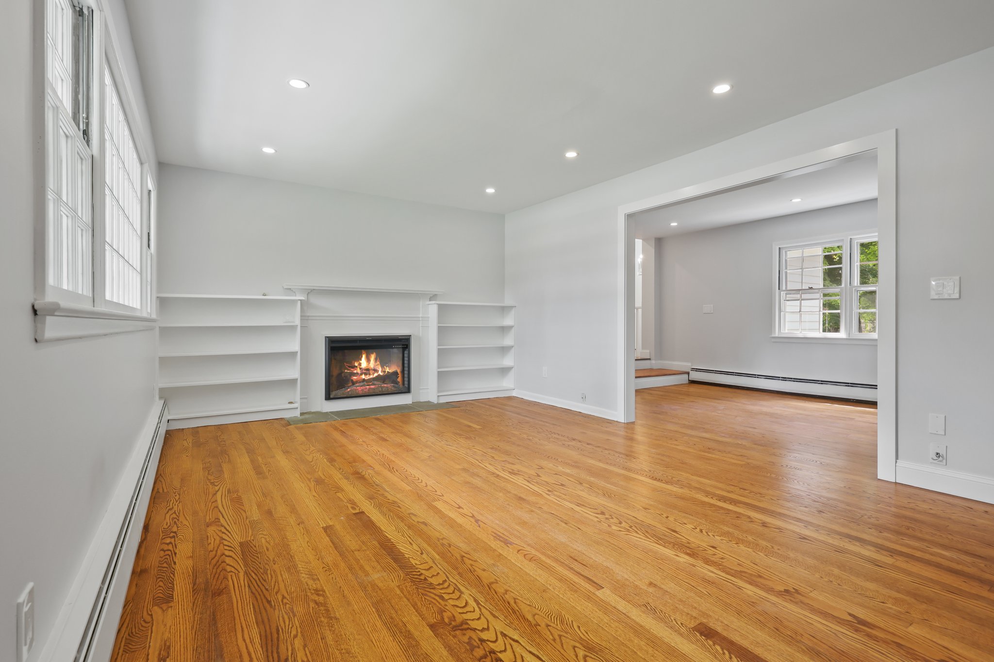 Living/Dining Room Area