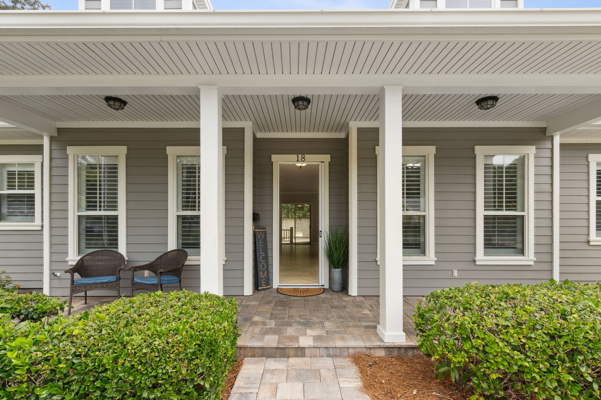 Front Entry Detail