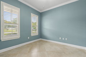 Bedroom/Office