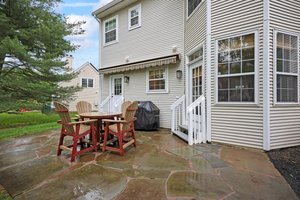  Photo 48
