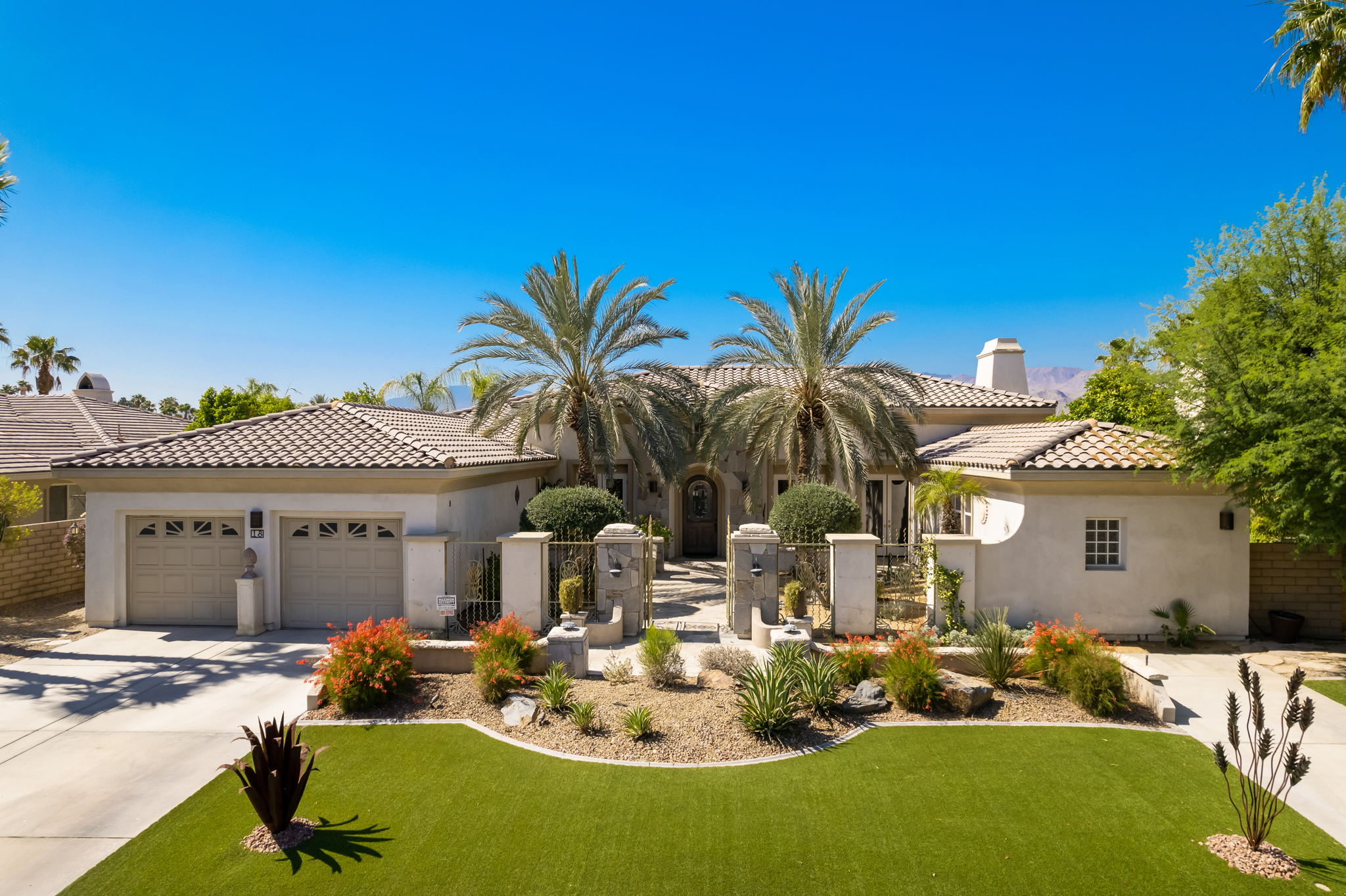 18 Oakmont Dr, Rancho Mirage, CA 92270, USA Photo 2