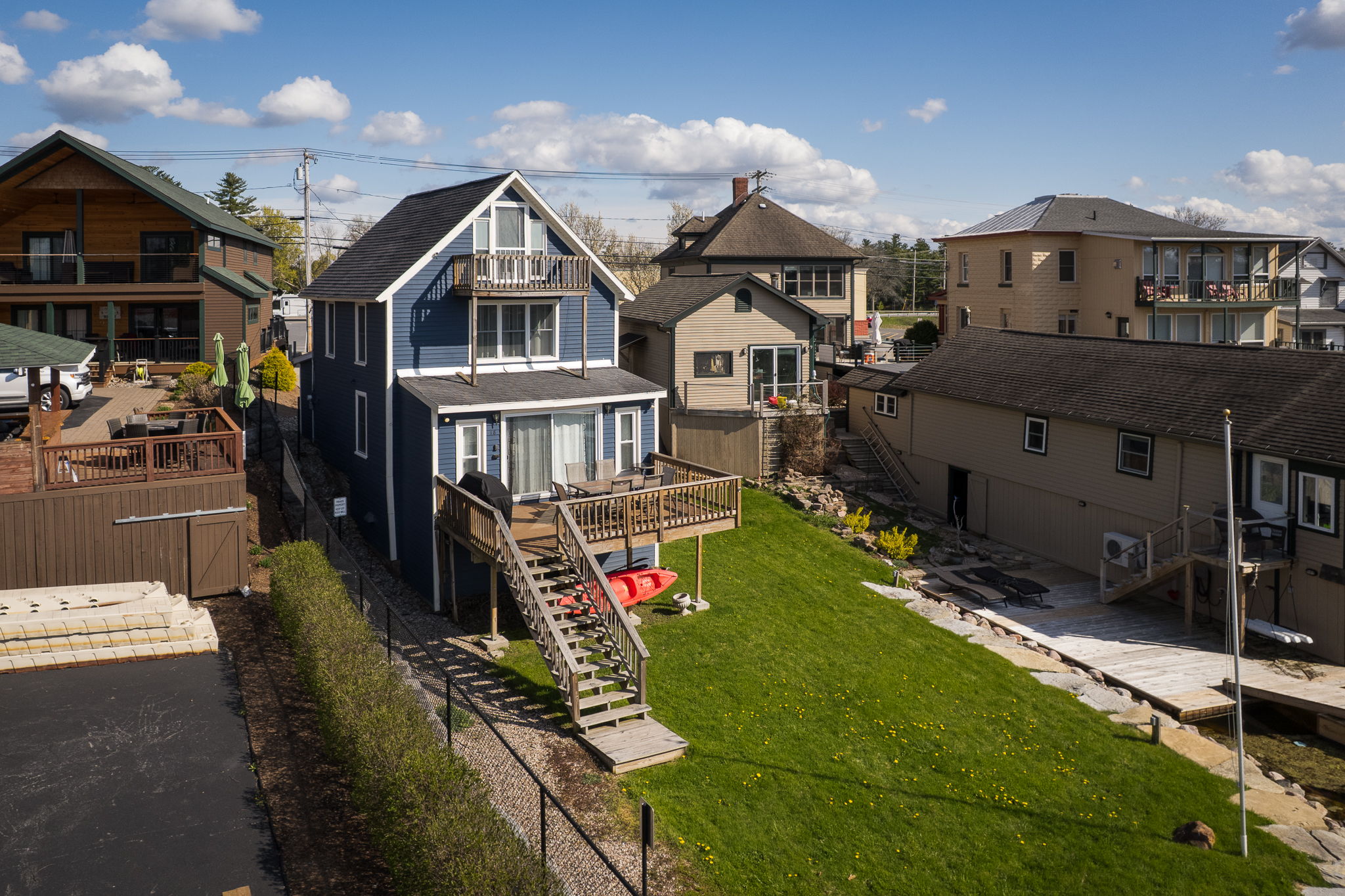 18 Otter St-15