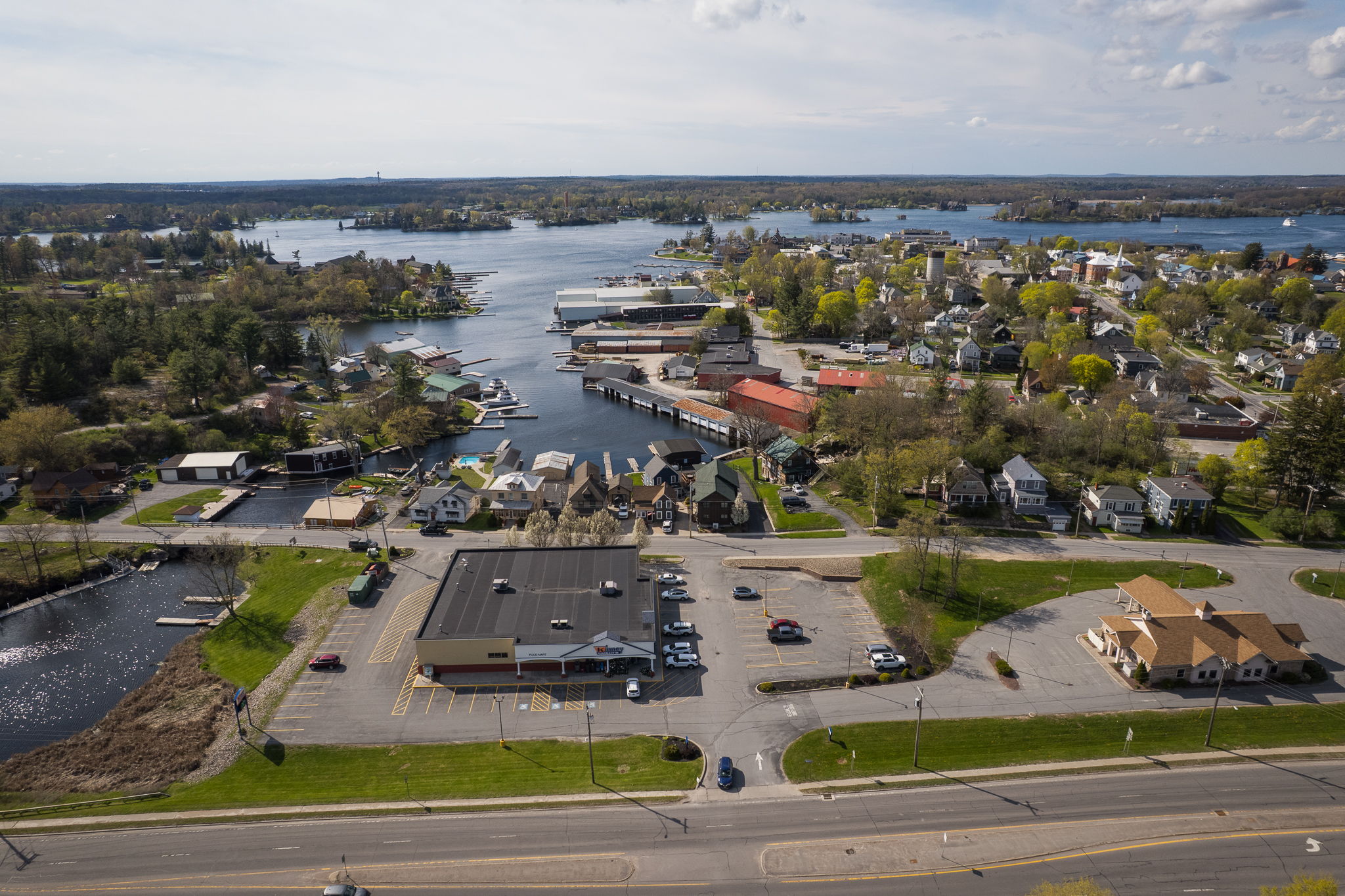 18 Otter St-22