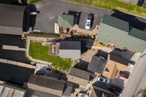 18 Otter St-13