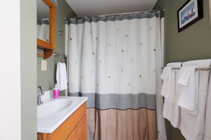 18 Otter St-39