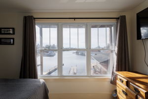 18 Otter St-42