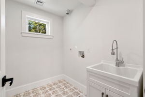 18 Overlook Dr, Bedford, MA 01730, USA Photo 27