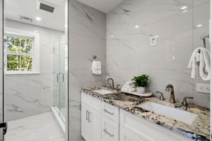 18 Overlook Dr, Bedford, MA 01730, USA Photo 32