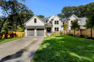18 Overlook Dr, Bedford, MA 01730, USA Photo 1