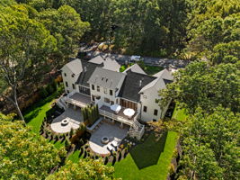 18 Overlook Dr, Bedford, MA 01730, USA Photo 9