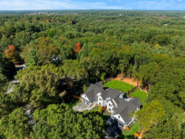 18 Overlook Dr, Bedford, MA 01730, USA Photo 14
