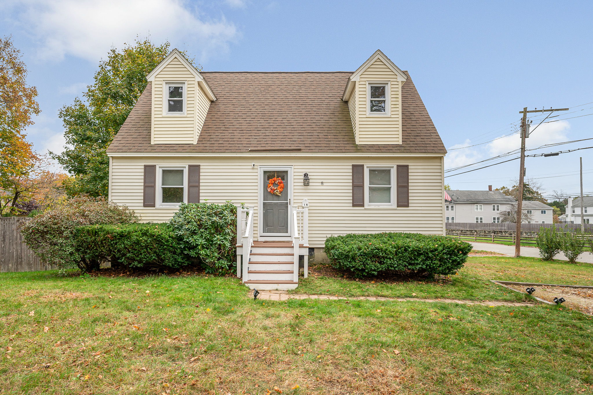 18 Pasadena Avenue, Nashua, NH 03064 Jennifer Willis Photography