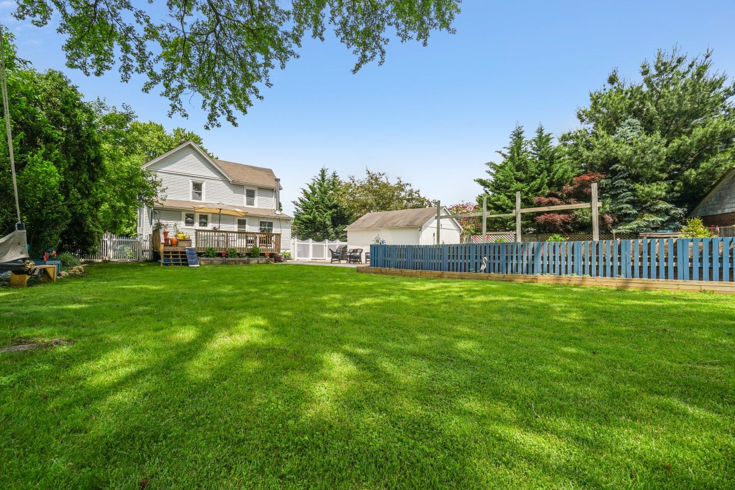 18 Phelps Ave Bergenfield NJ