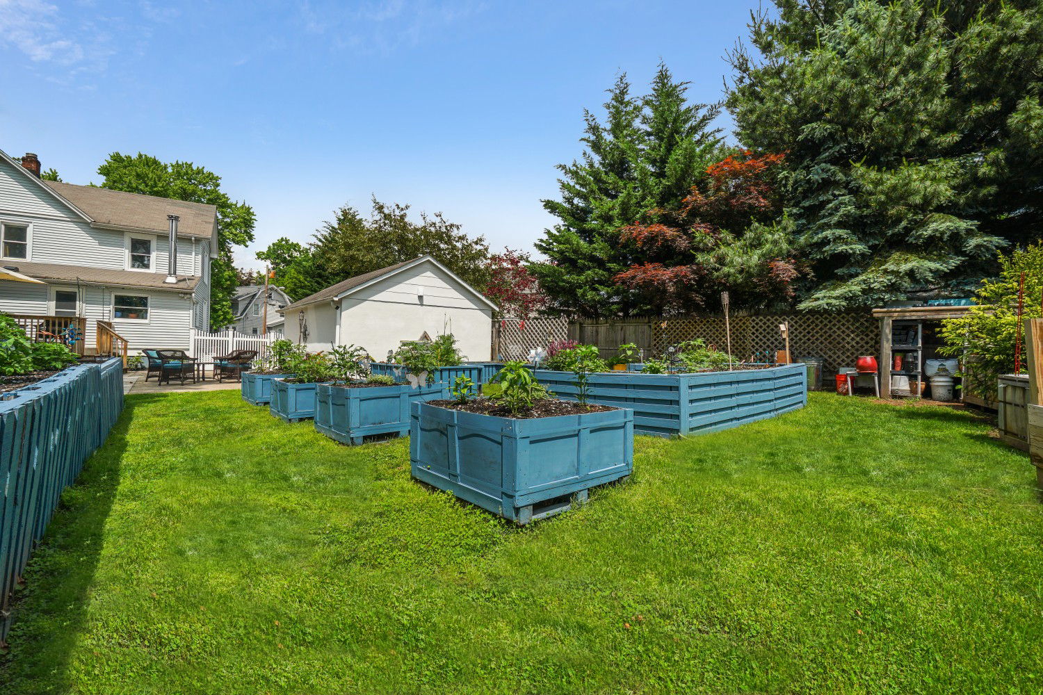 18 Phelps Ave Bergenfield NJ