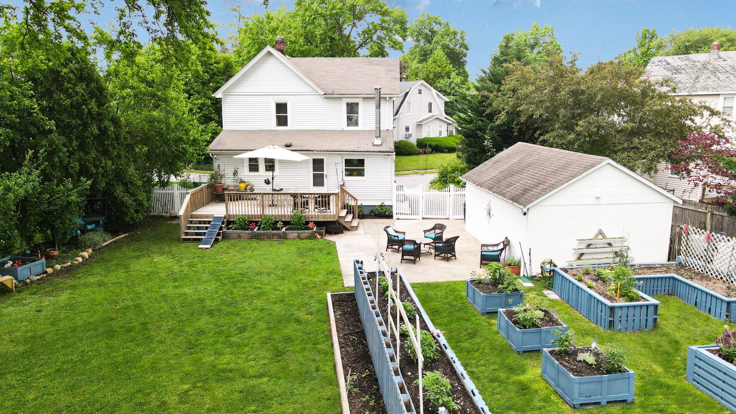 18 Phelps Ave Bergenfield NJ