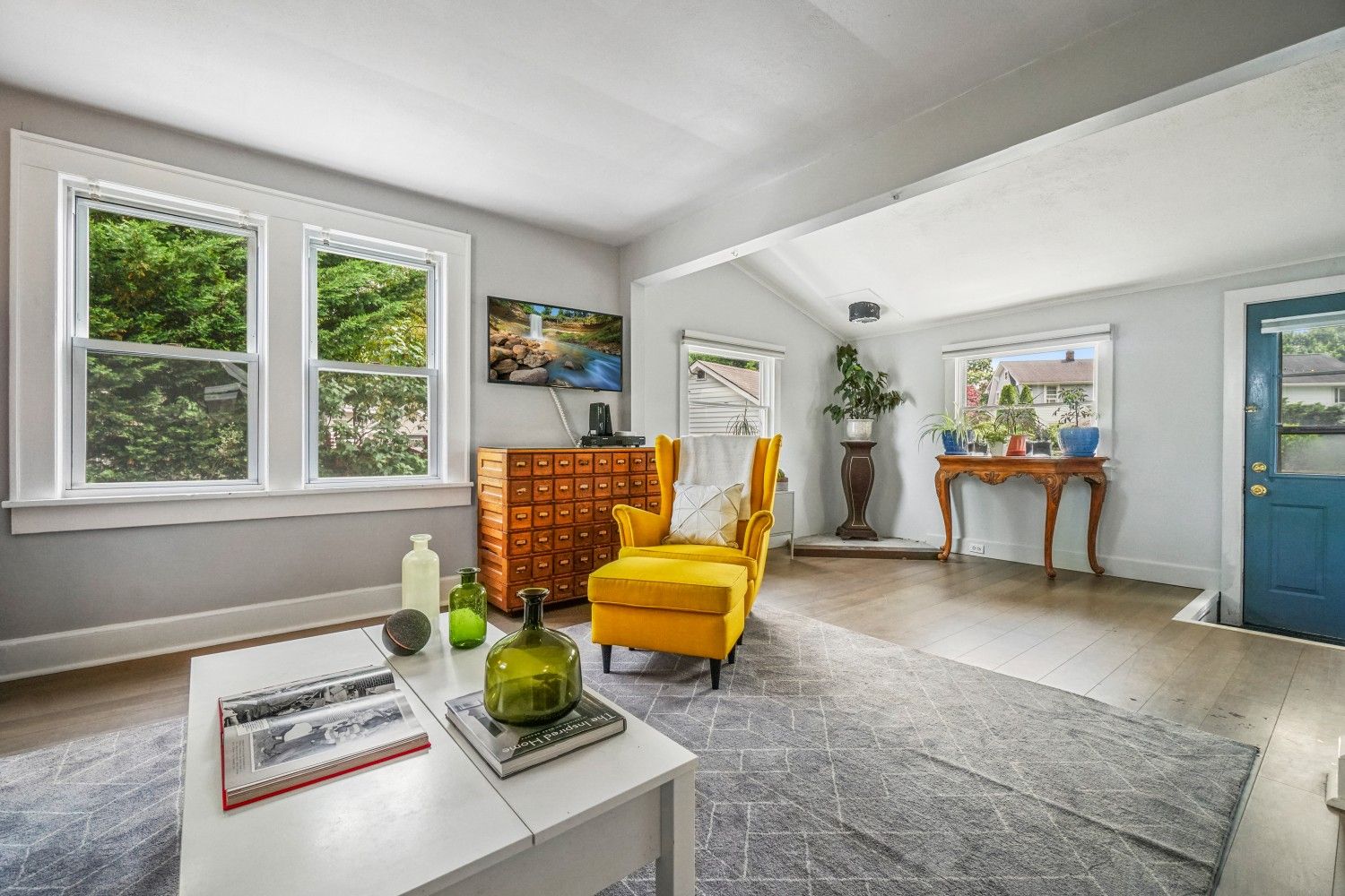 18 Phelps Ave Bergenfield NJ