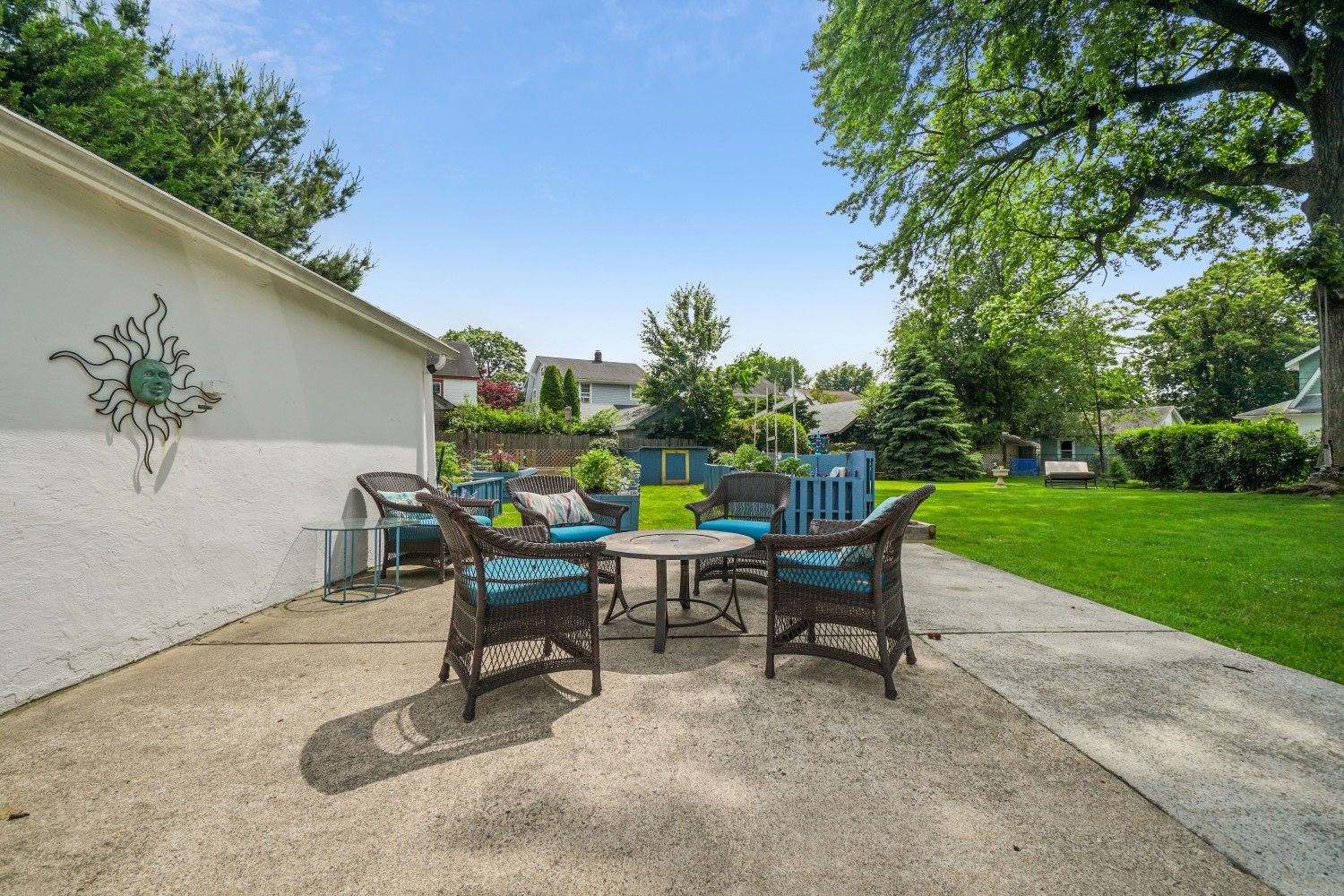 18 Phelps Ave Bergenfield NJ