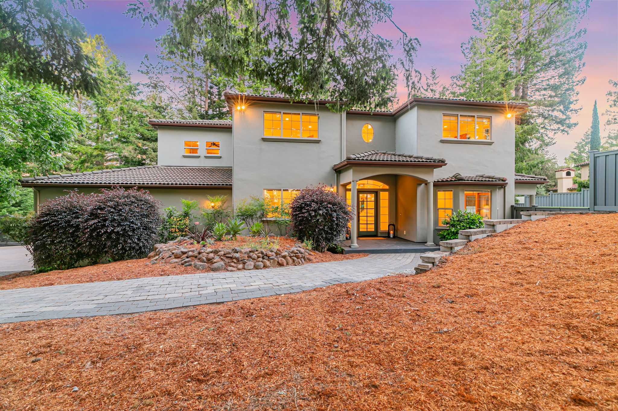 008_TWILIGHT_ 18 Ridgecrest Ln