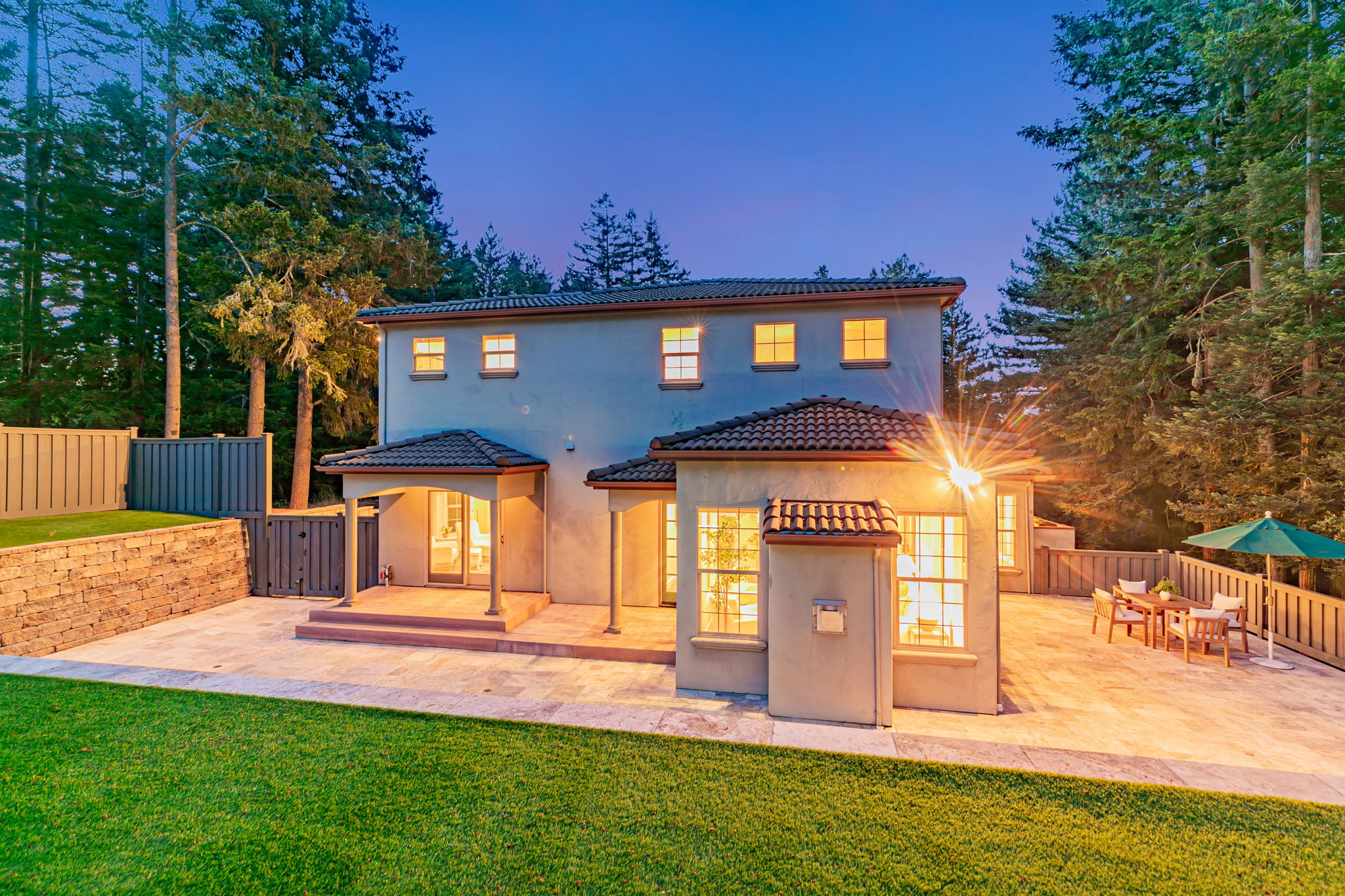050_TWILIGHT_ 18 Ridgecrest Ln