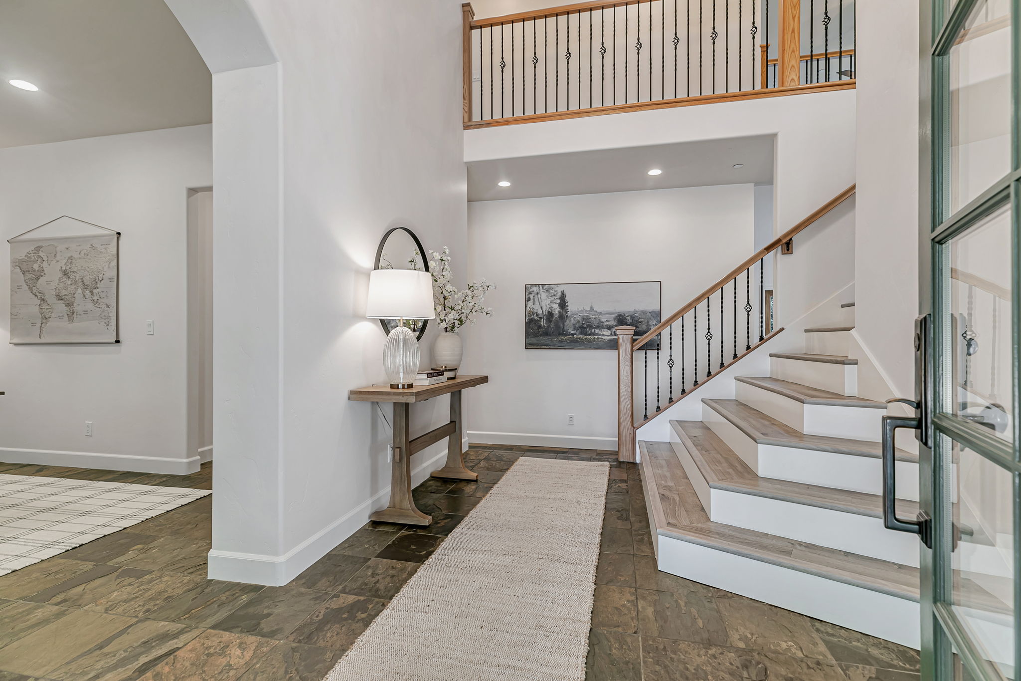 011_18 Ridgecrest Ln_