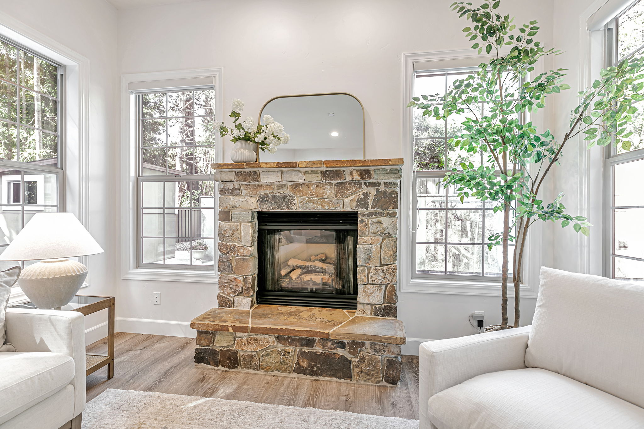 021_18 Ridgecrest Ln_
