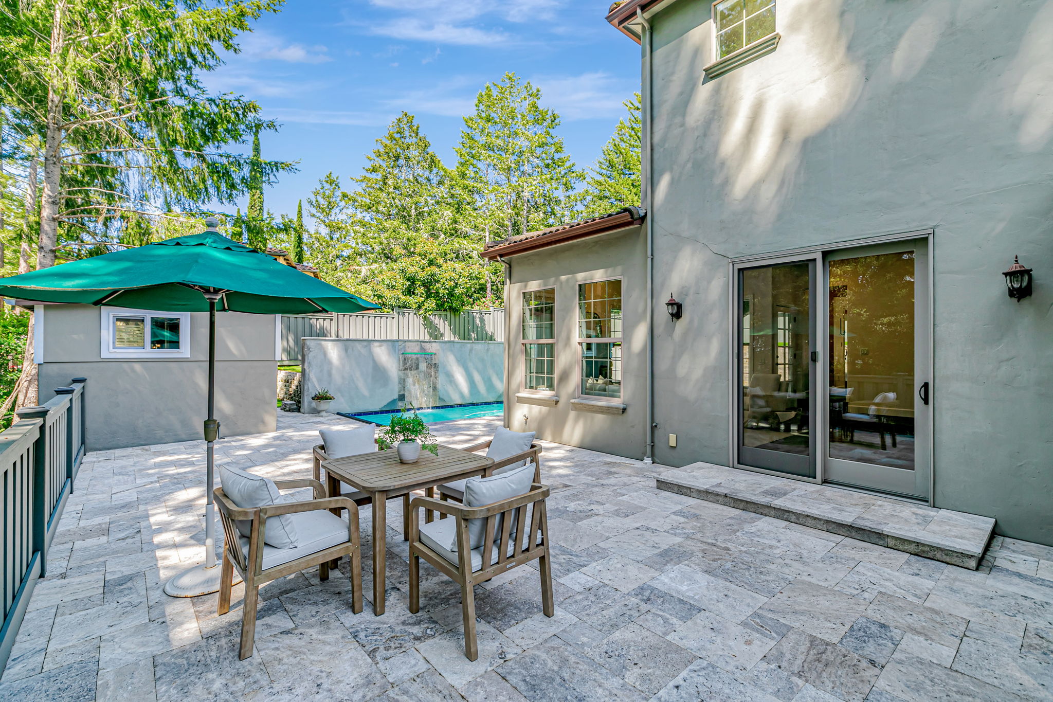 075_18 Ridgecrest Ln_