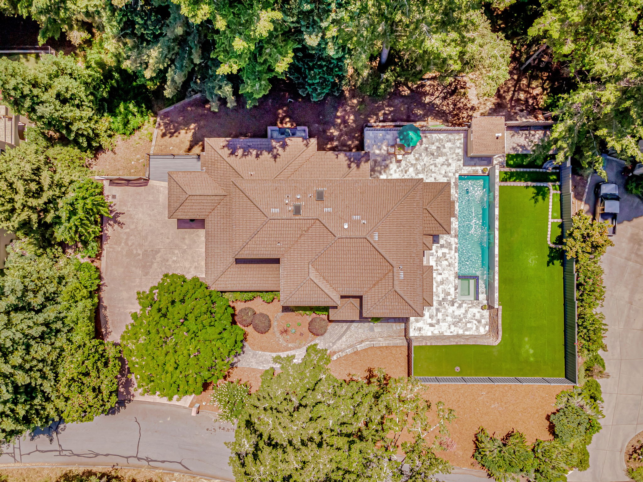 008_AERIAL_ 18 Ridgecrest Ln
