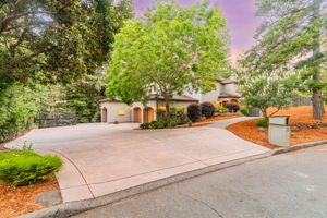 005_TWILIGHT_ 18 Ridgecrest Ln