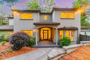 010_TWILIGHT_ 18 Ridgecrest Ln