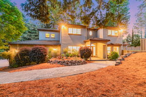 042_TWILIGHT_ 18 Ridgecrest Ln