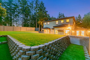 049_TWILIGHT_ 18 Ridgecrest Ln