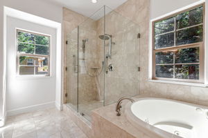 063_18 Ridgecrest Ln_