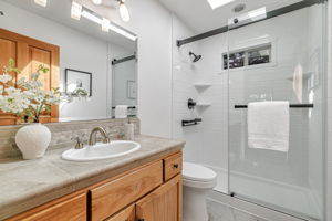 065_18 Ridgecrest Ln_