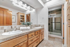 066_18 Ridgecrest Ln_