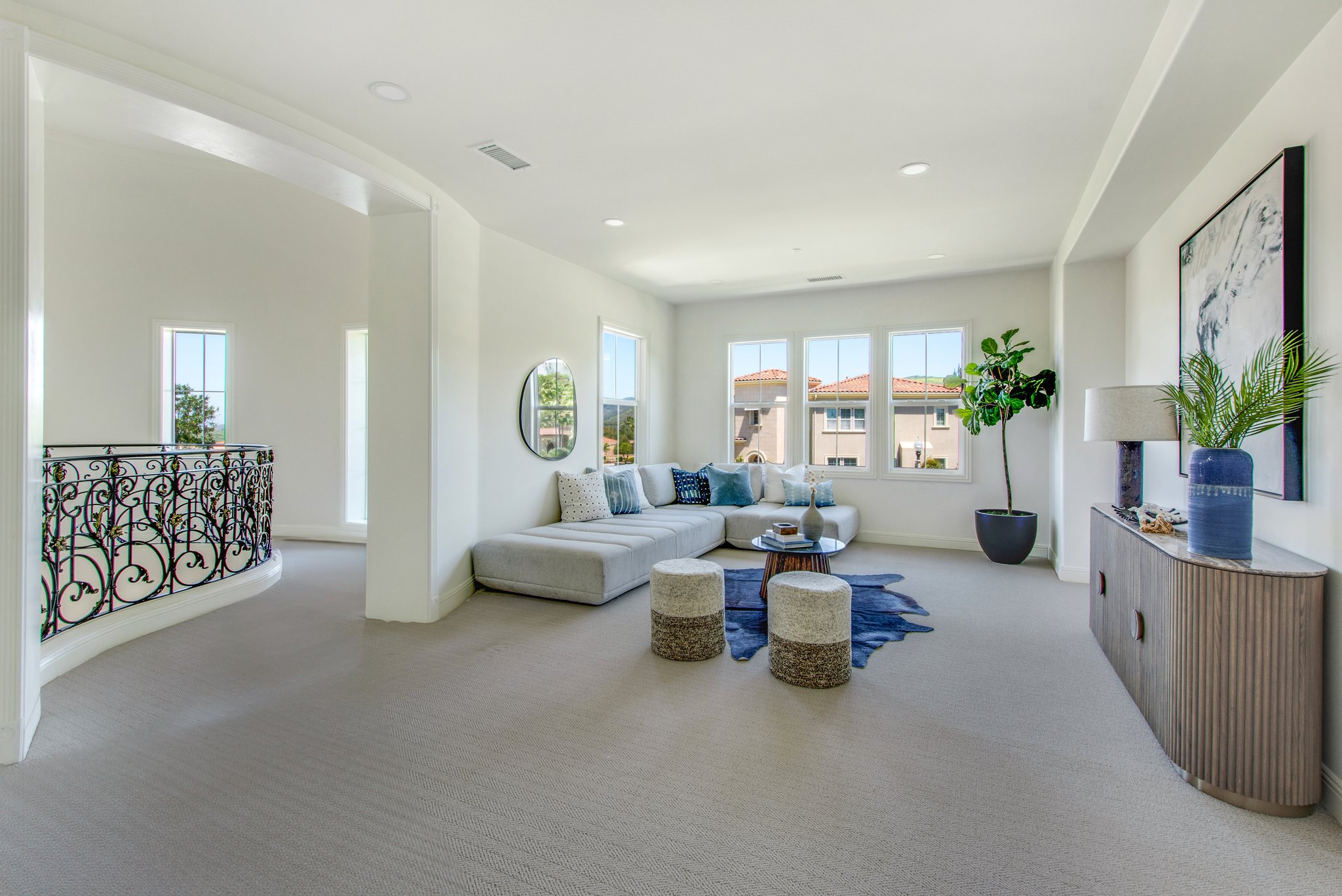 Spacious Bonus Room/loft