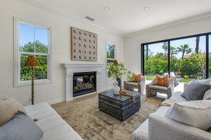 Cozy sitting area around the fireplace
