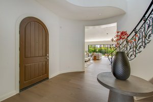 Grand Entry leads to Great Room