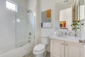 Bathroom in Bedroom 3
