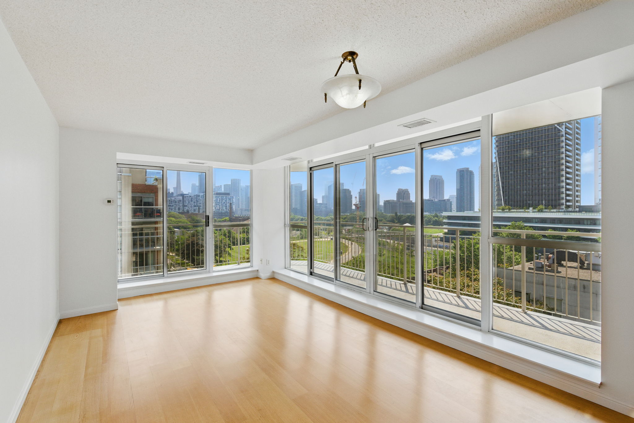 Toronto property showcase — delivered property photograph 10