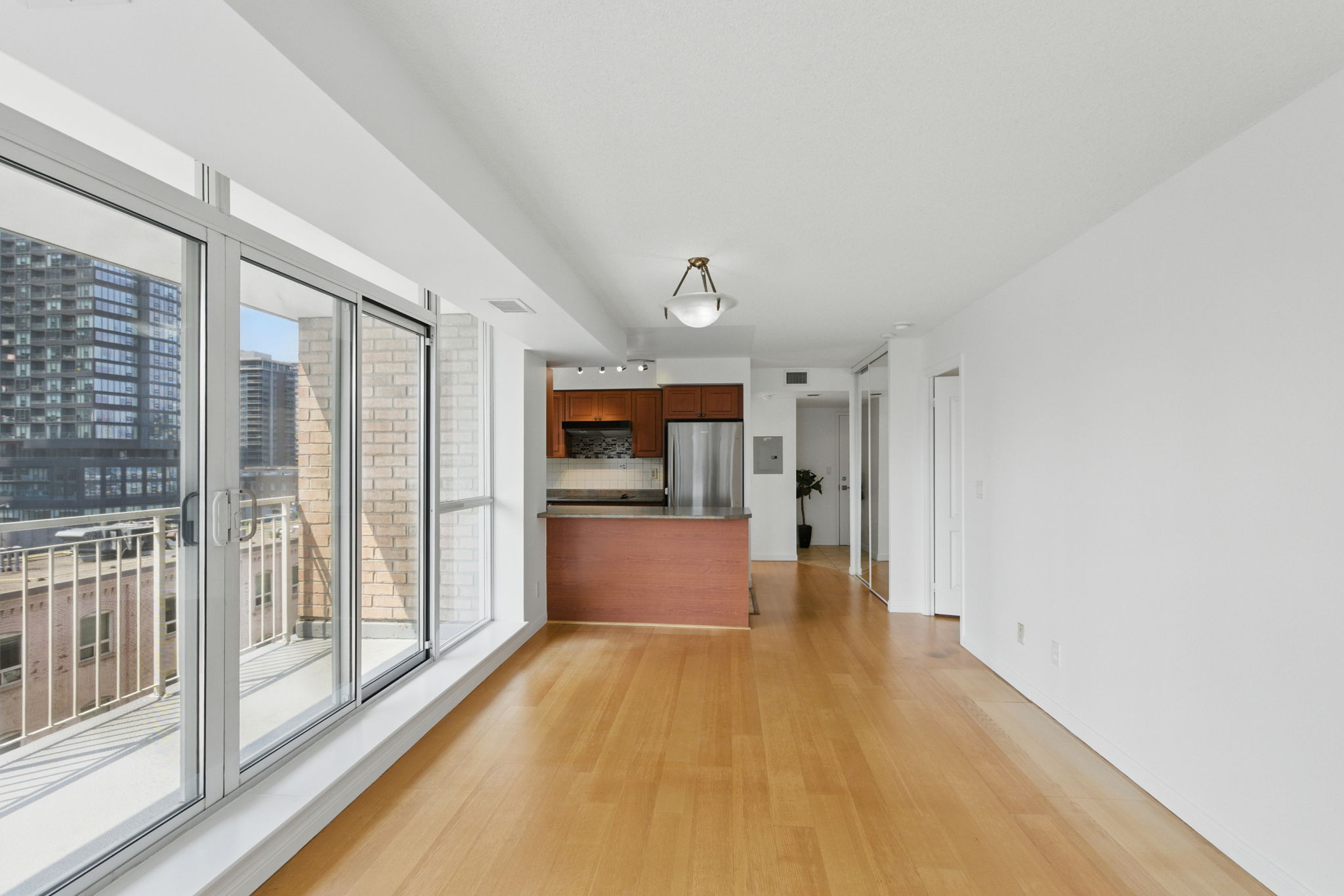 Toronto property showcase — delivered property photograph 13